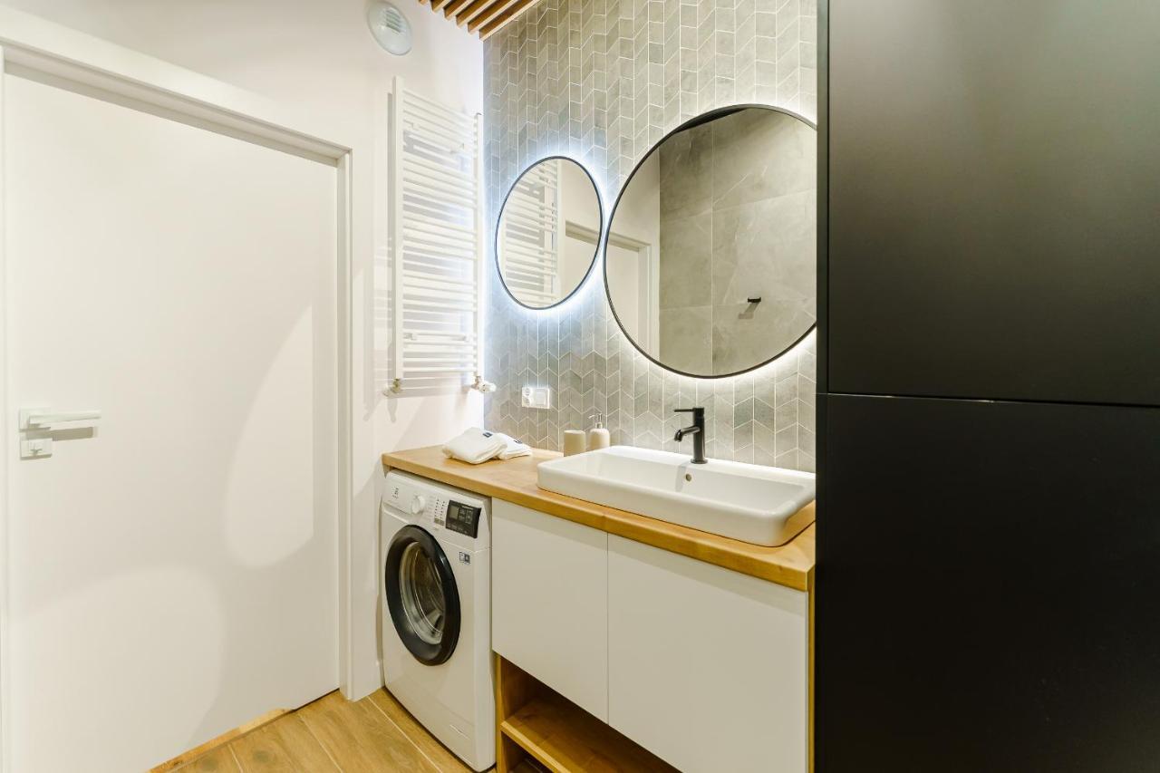 Apartamenty Lighthouse - Sauna & Fitness & Jacuzzi - Baltic Marina Residence Kolobrzeg Bagian luar foto