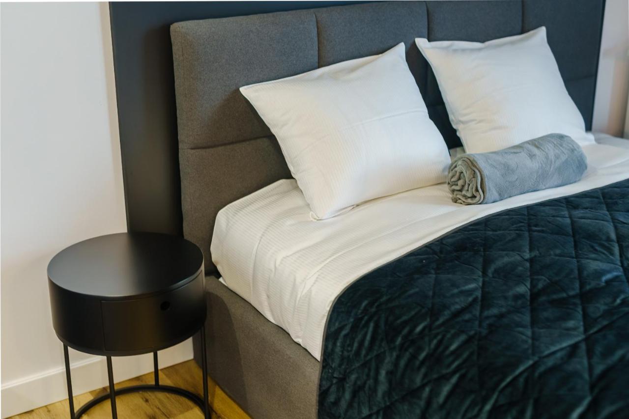 Apartamenty Lighthouse - Sauna & Fitness & Jacuzzi - Baltic Marina Residence Kolobrzeg Bagian luar foto